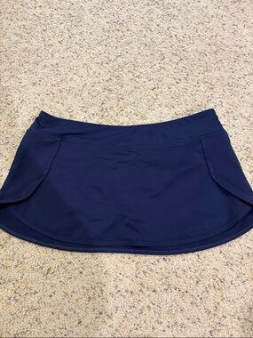 Athleta Navy Performance Skort medium